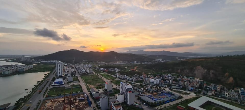 Neighbourhood, Sunset