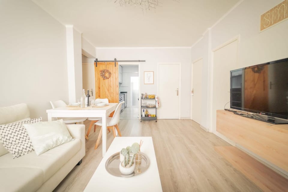 Apartamento cerca zona comercial Apartment in Ferrol