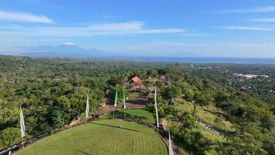 Nearby landmark, Mountain view, Sea view