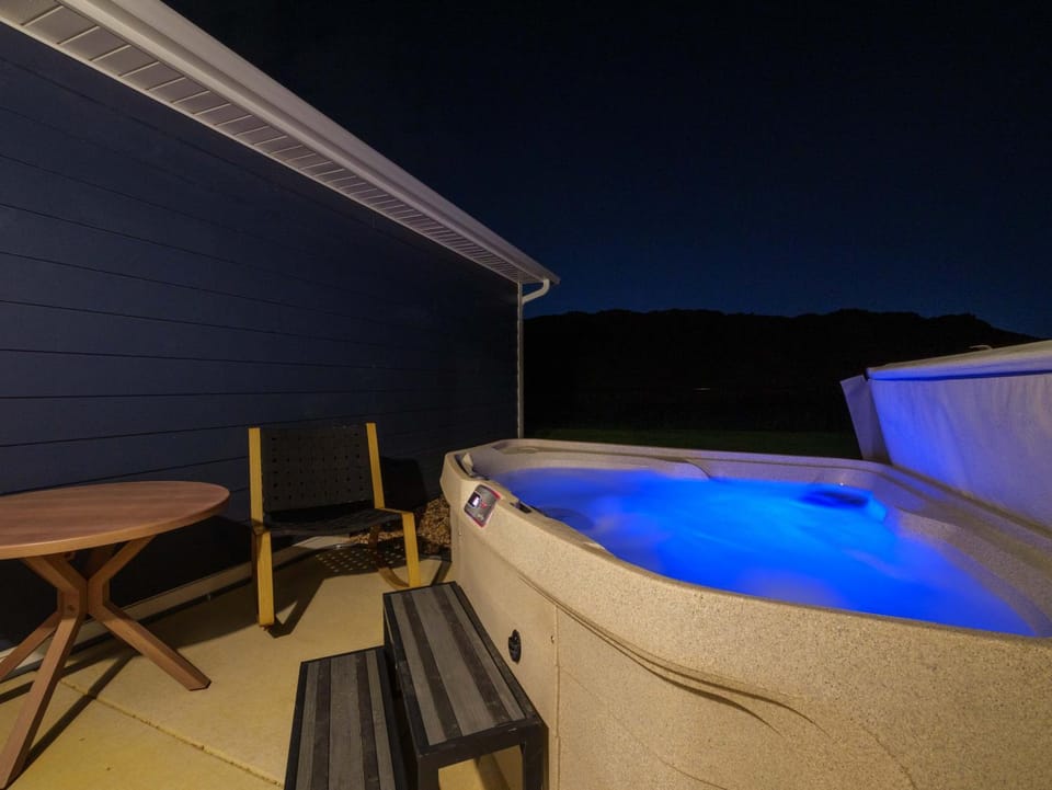 Hot Tub
