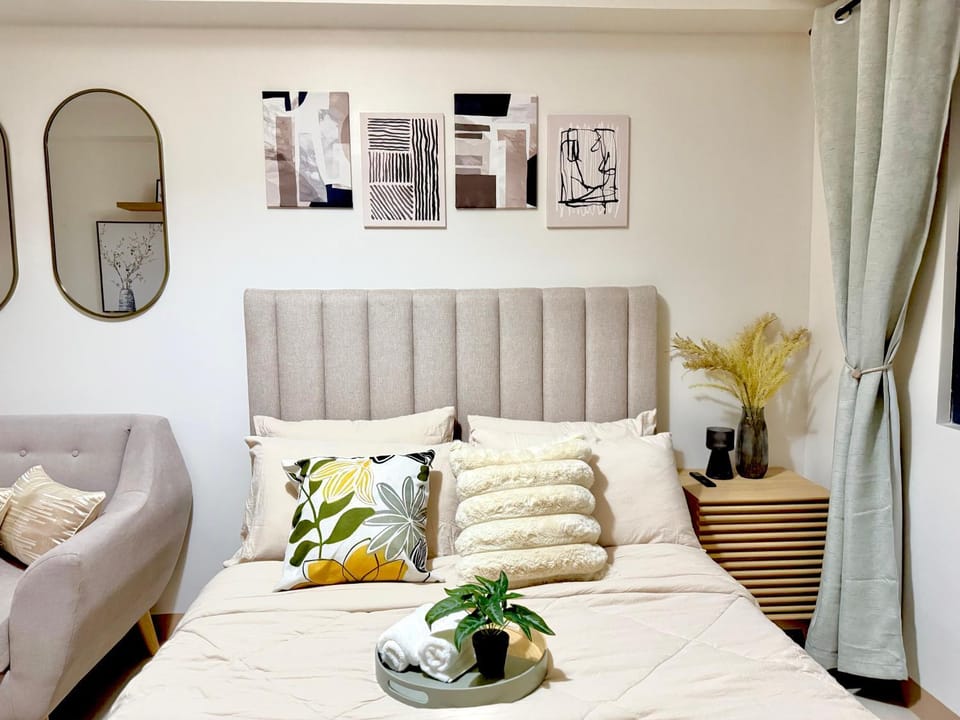 Studio Type Unit without Balcony Apartment hotel in Iloilo City
