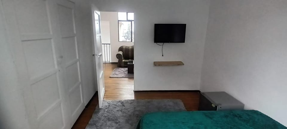 habitaciones amobladas la estrella Hostel in Manizales