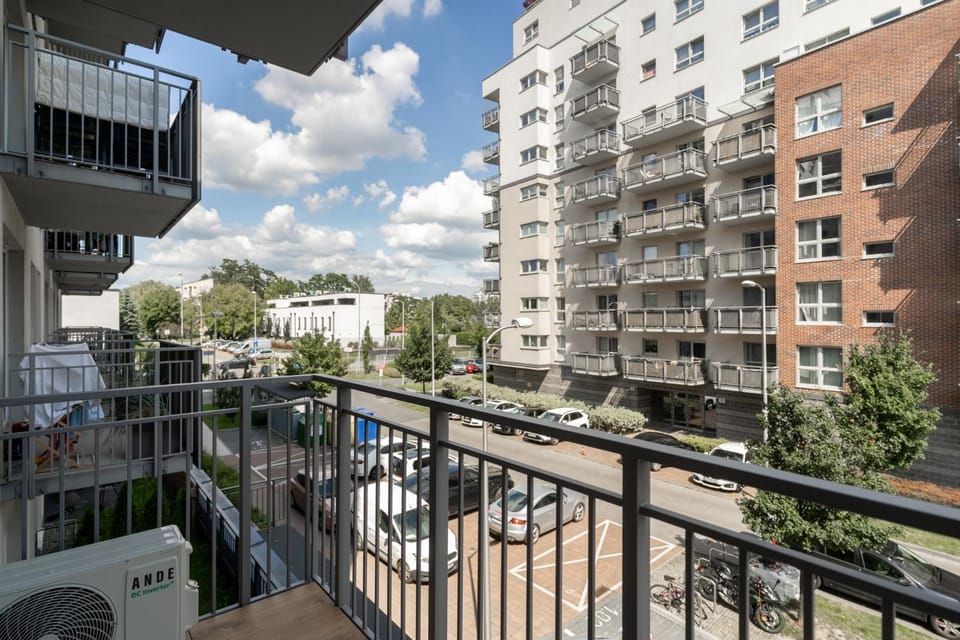 Property building, View (from property/room), Balcony/Terrace