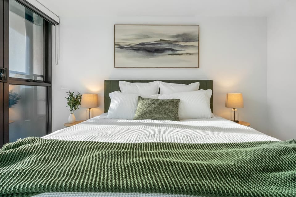 A South Yarra Gem on Chapel St Apartment in Melbourne