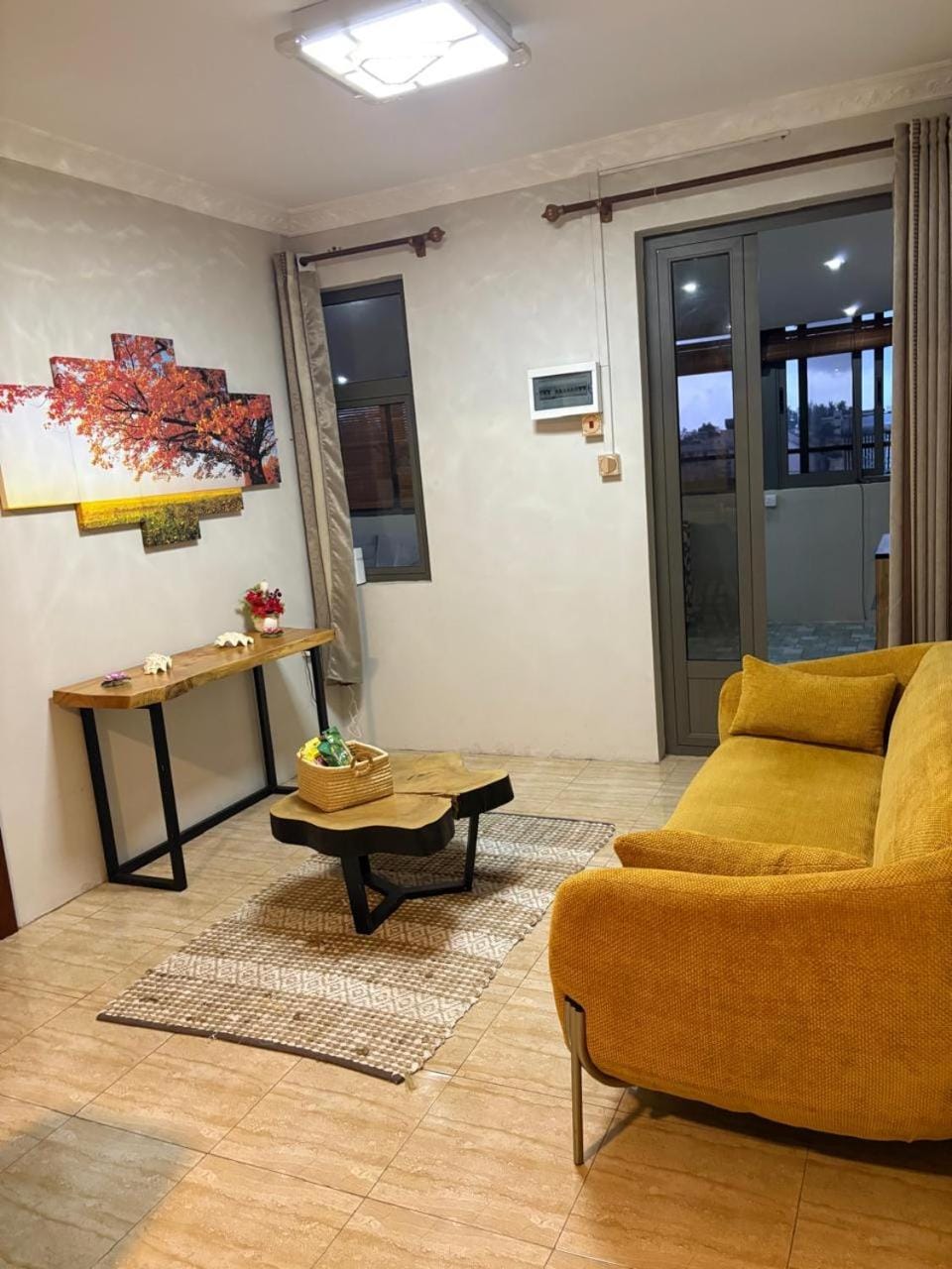 Living room, Seating area