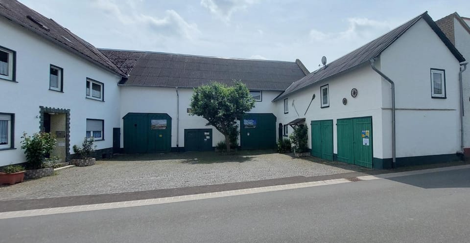 Property building, Street view