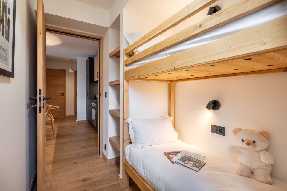 Bed, Photo of the whole room, Bedroom, bunk bed, towels, wardrobe