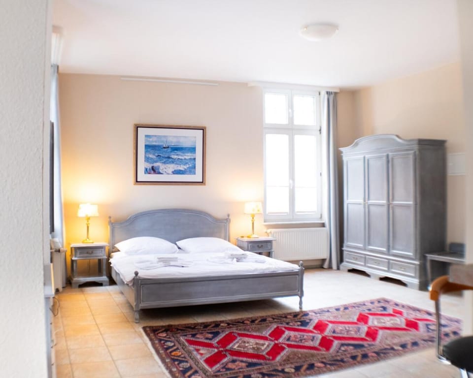 Bed, Photo of the whole room, Bedroom, towels, wardrobe