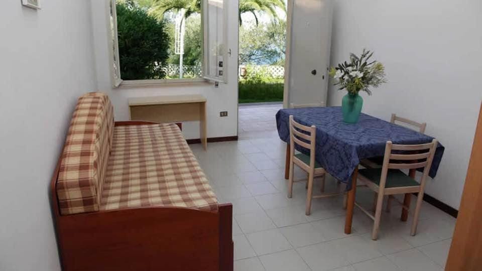 Bed, View (from property/room), Balcony/Terrace, Living room, Photo of the whole room, Seating area