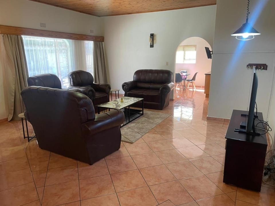 Vaal Triangle Guest House Bed and Breakfast in Gauteng