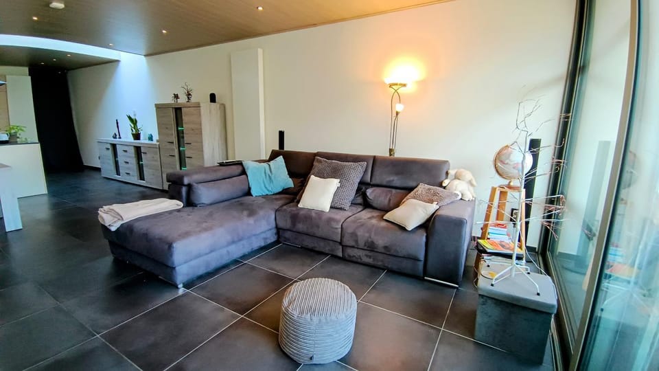 Communal lounge/ TV room, TV and multimedia, Seating area