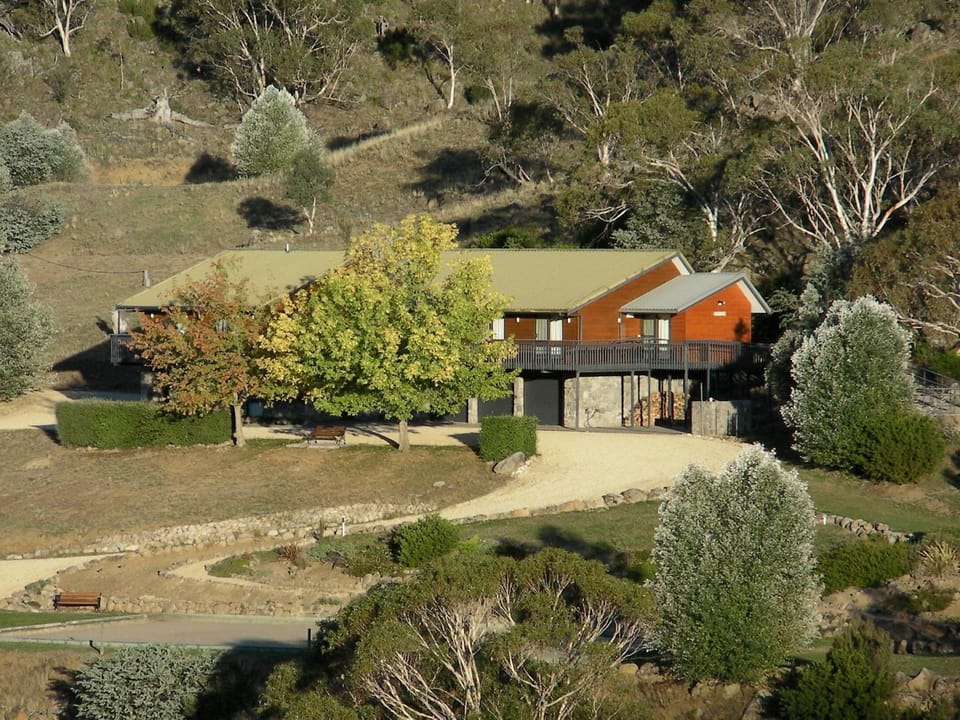 Rooke River Lodge House in Jindabyne