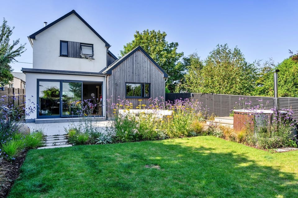 Property building, Garden, Garden