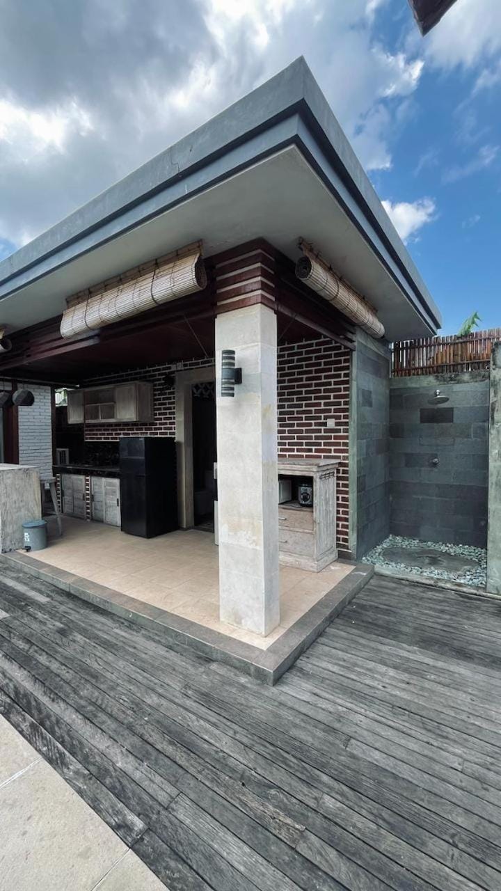 Elrico VIlla Villa in North Kuta