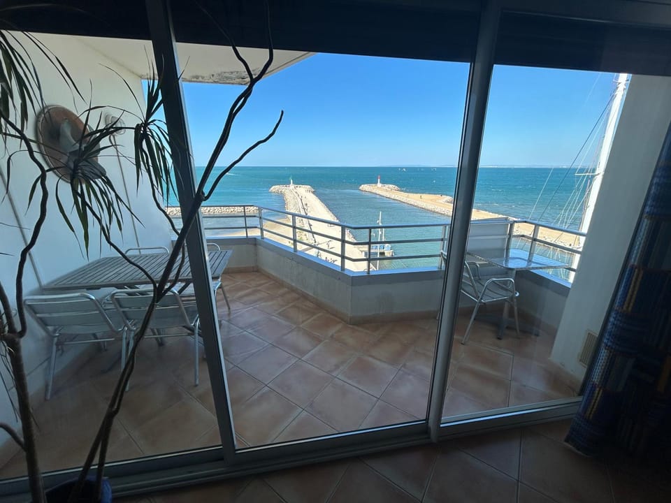 Patio, Day, Natural landscape, View (from property/room), Balcony/Terrace, Beach, Sea view