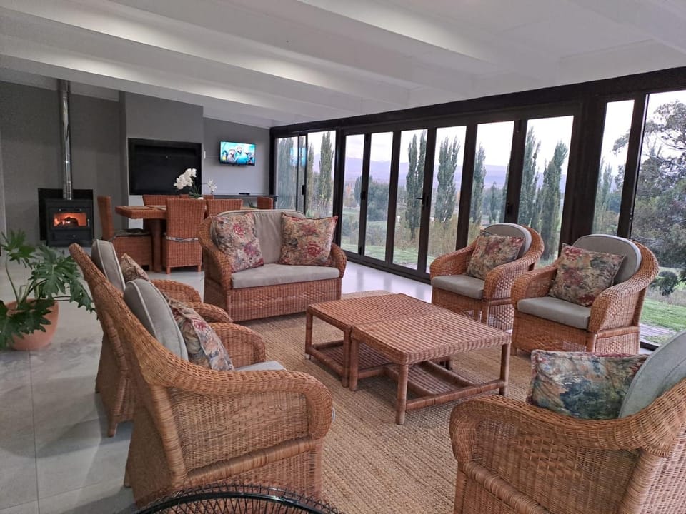 105 Clarens Golf Villa Apartment in South Africa