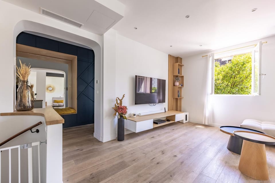 Maison de luxe pour 8 personnes, conçue par un architecte avec terrasse et cinéma Villa in Île-de-France