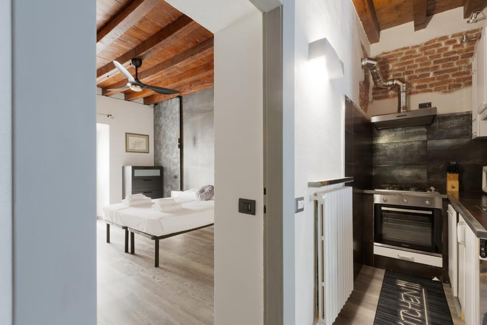 Kitchen or kitchenette, Bedroom