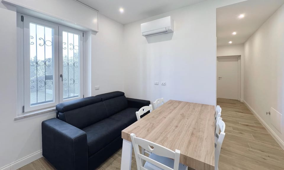 Nuovissimo Trilo vicino ai campi da tennis Apartment in Varazze