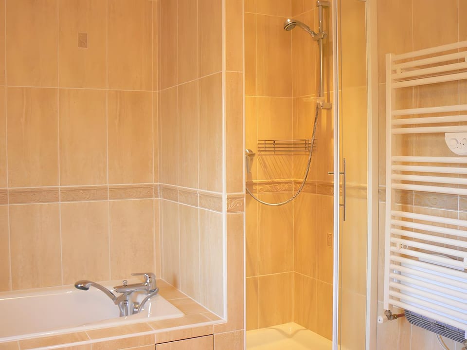Bathroom, Living room