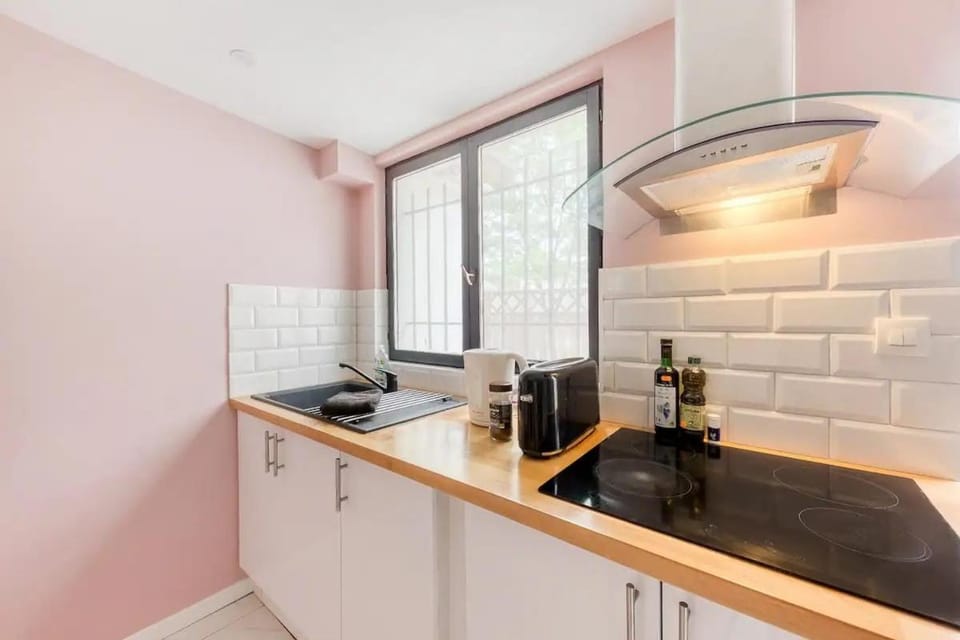 Le Studio La Galande du Clos Robespierre Apartment in Paris