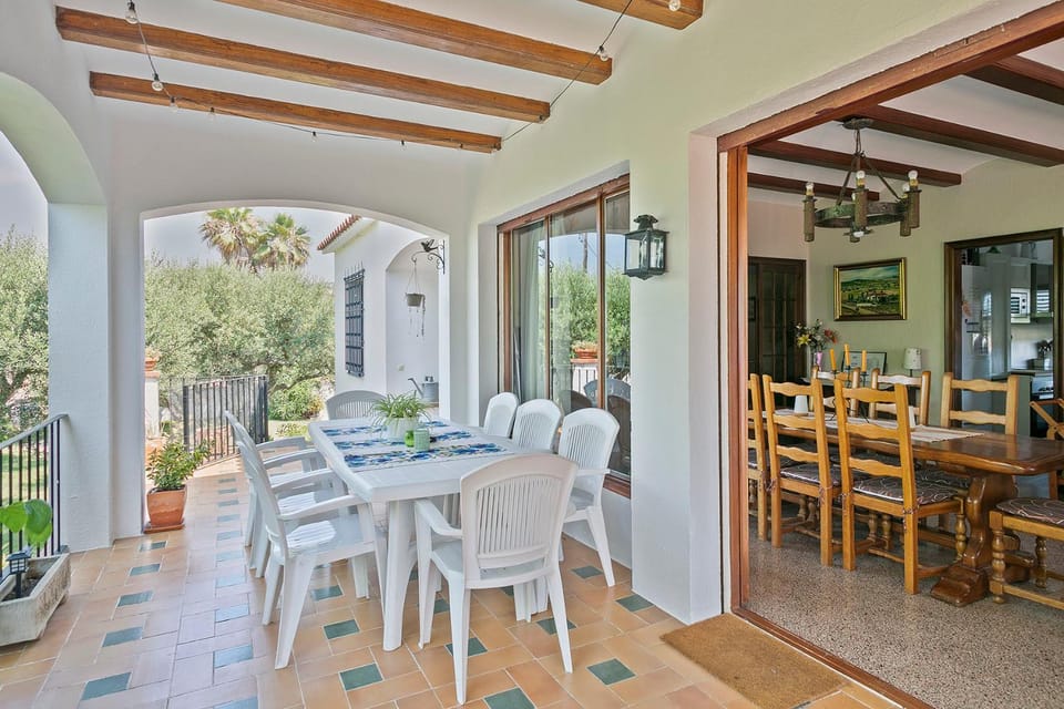 Winahost Villa Avenida Països Catalans Apartment in Baix Empordà