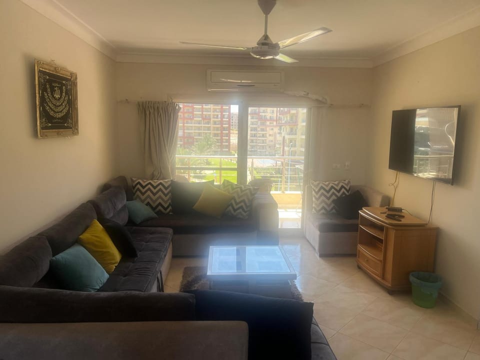 داون تاون مارينا Chalet in Egypt