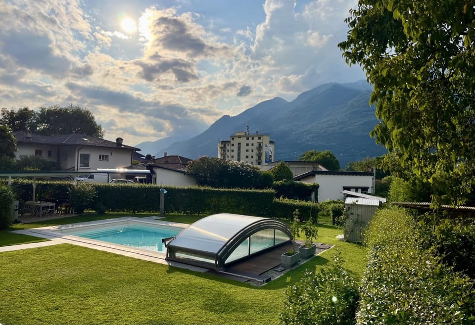 Day, Natural landscape, Garden, Garden view, Mountain view, Pool view, Swimming pool, sunbed
