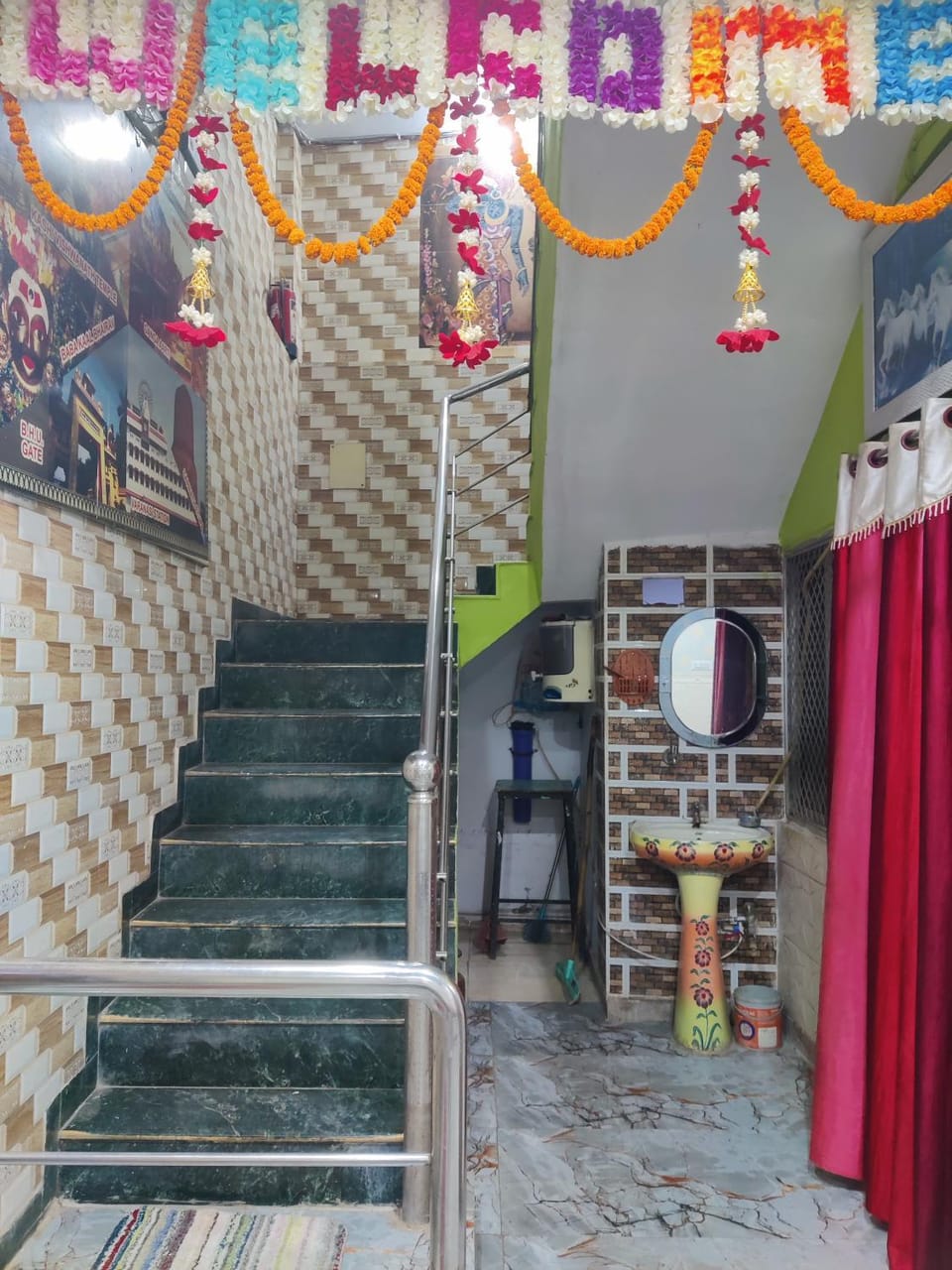 Shubham Guest House Hotel in Varanasi