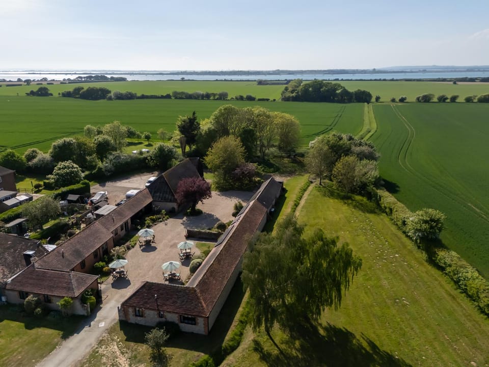 Canute Cottages - Viking Cottage House in Chichester District