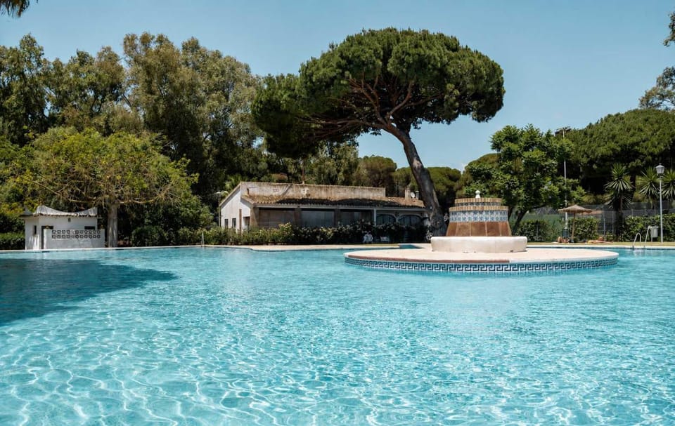Townhouse Los Arcos Patio Pool Charming Apartment in Marbella