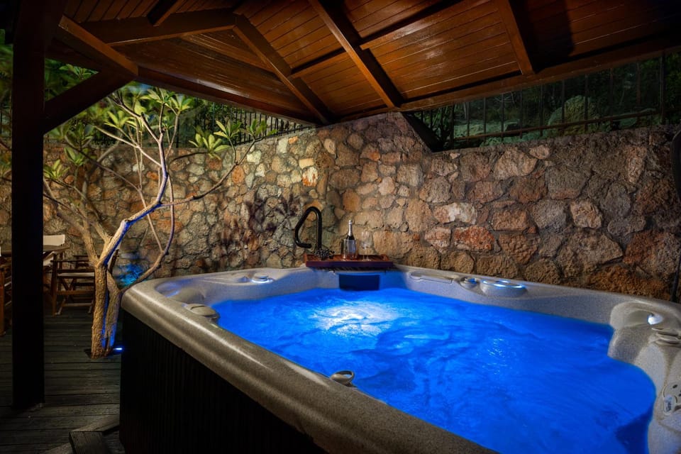 Night, Hot Spring Bath