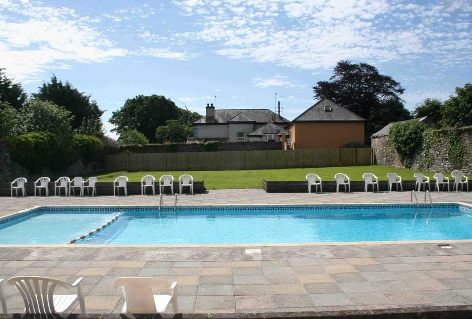 Ants Hill Holiday Home Campground/ 
RV Resort in Laugharne