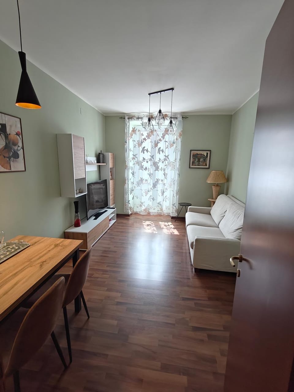 TV and multimedia, Living room, Bedroom