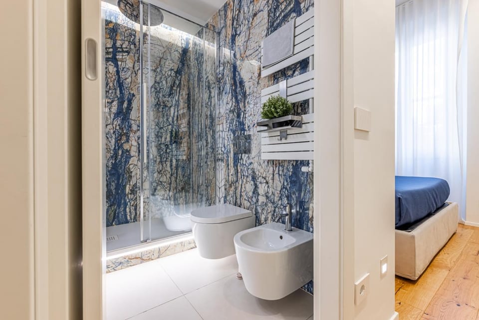 Shower, Toilet, Bedroom, bidet