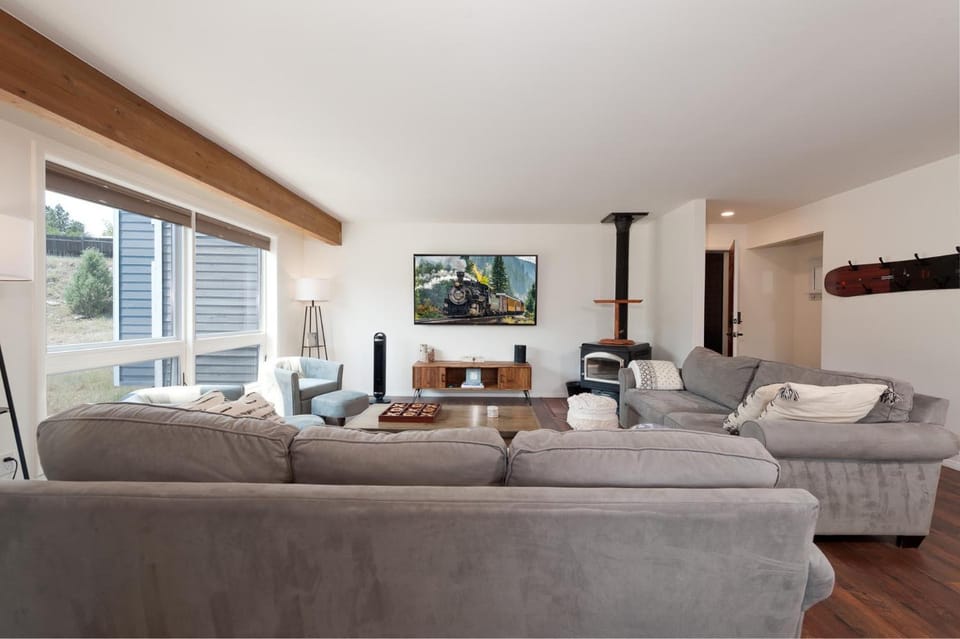 Pine Acres - Unit 102 House in La Plata County