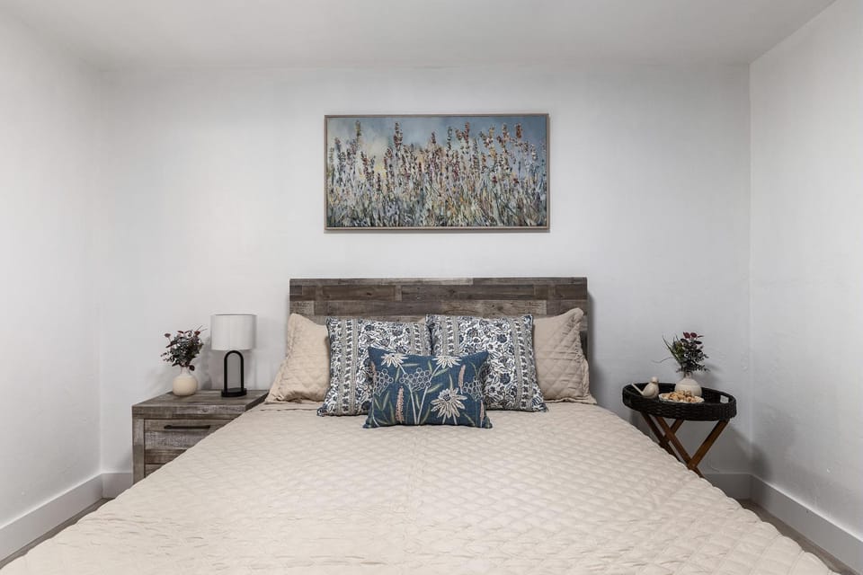 Bed, Decorative detail