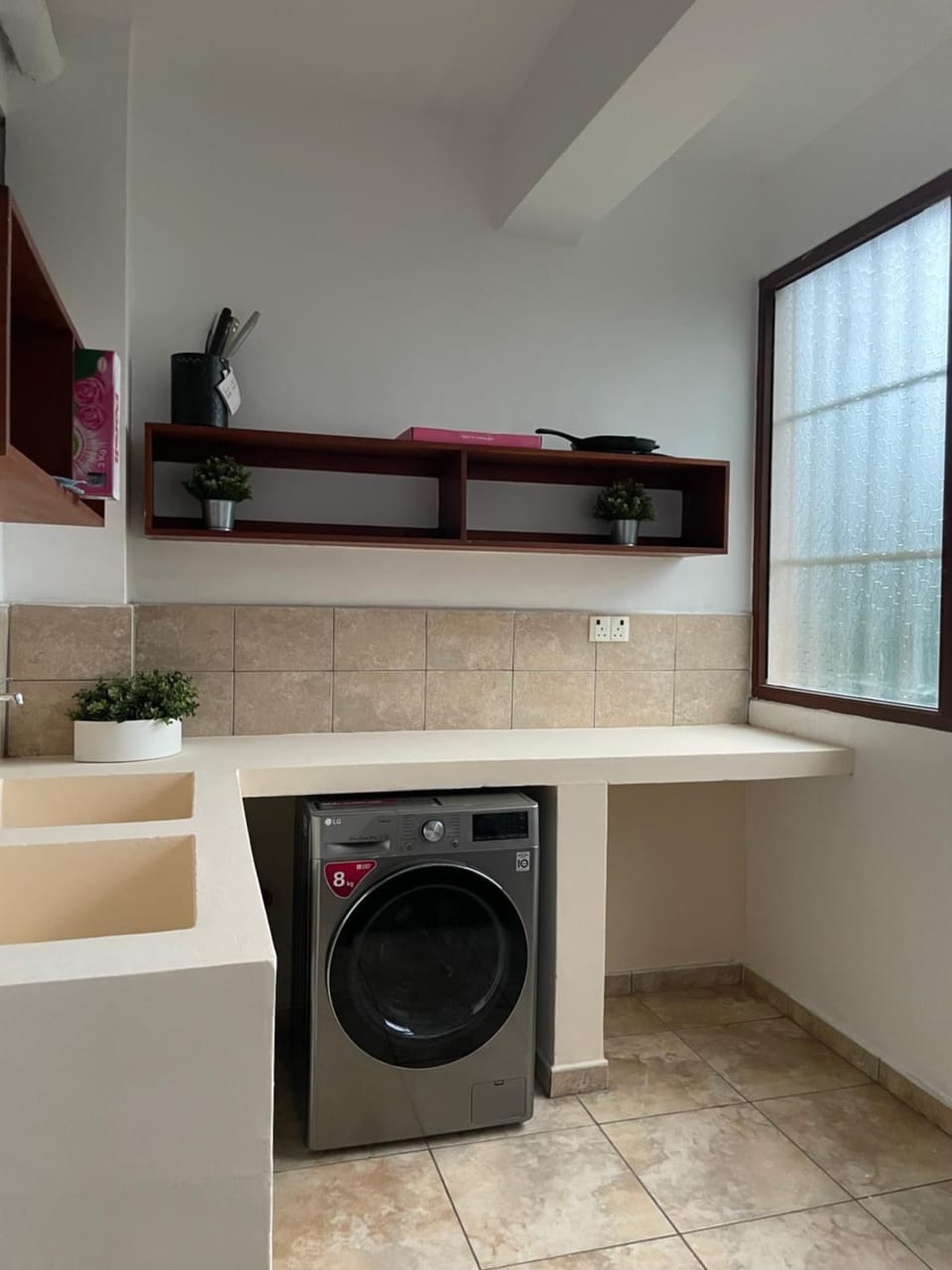 Modern one bedroom house in Masaki Apartment in City of Dar es Salaam