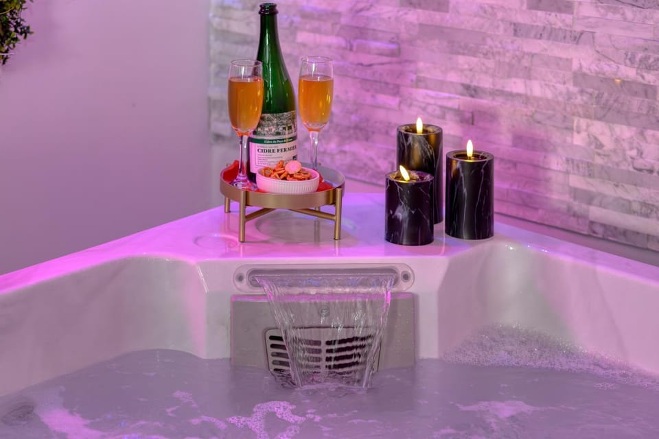 Dalikyda La Tentation Jacuzzi Cinéma élégant Apartment in Le Havre