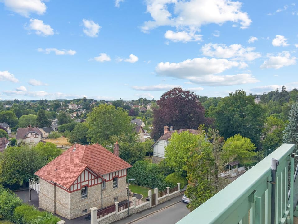Neighbourhood, Natural landscape, View (from property/room), Balcony/Terrace, Street view