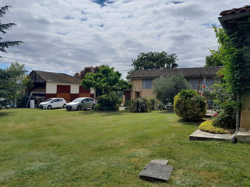 Garden, Garden view, Parking