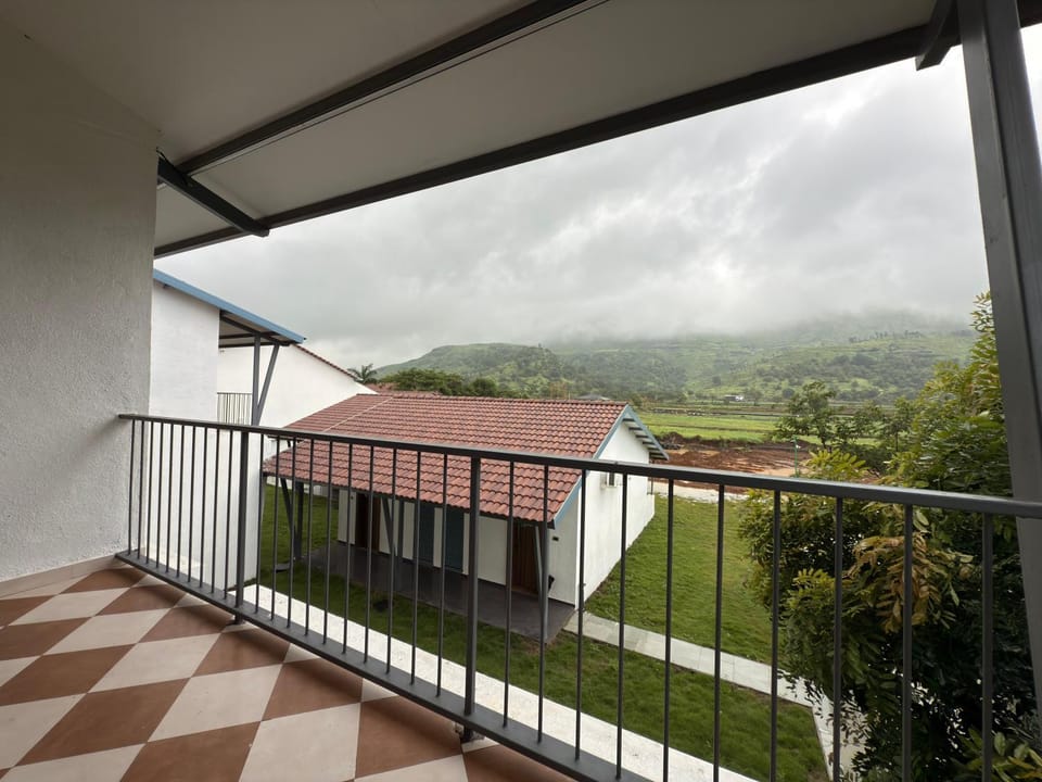 Bliss Emerald Mountain Igatpuri Villa in Maharashtra