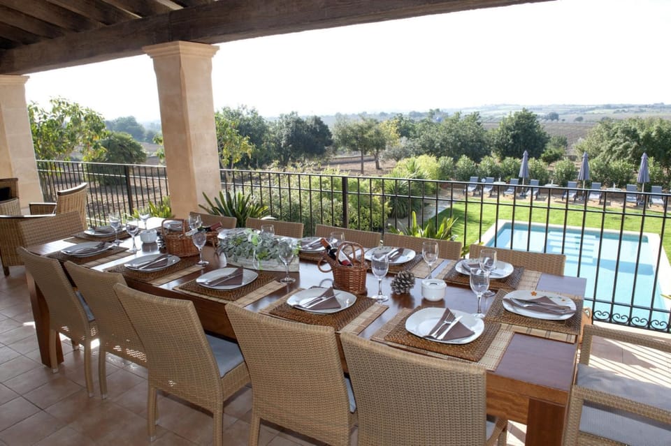 Your Dream Home in Manacor City, 1019 Villa in Llevant