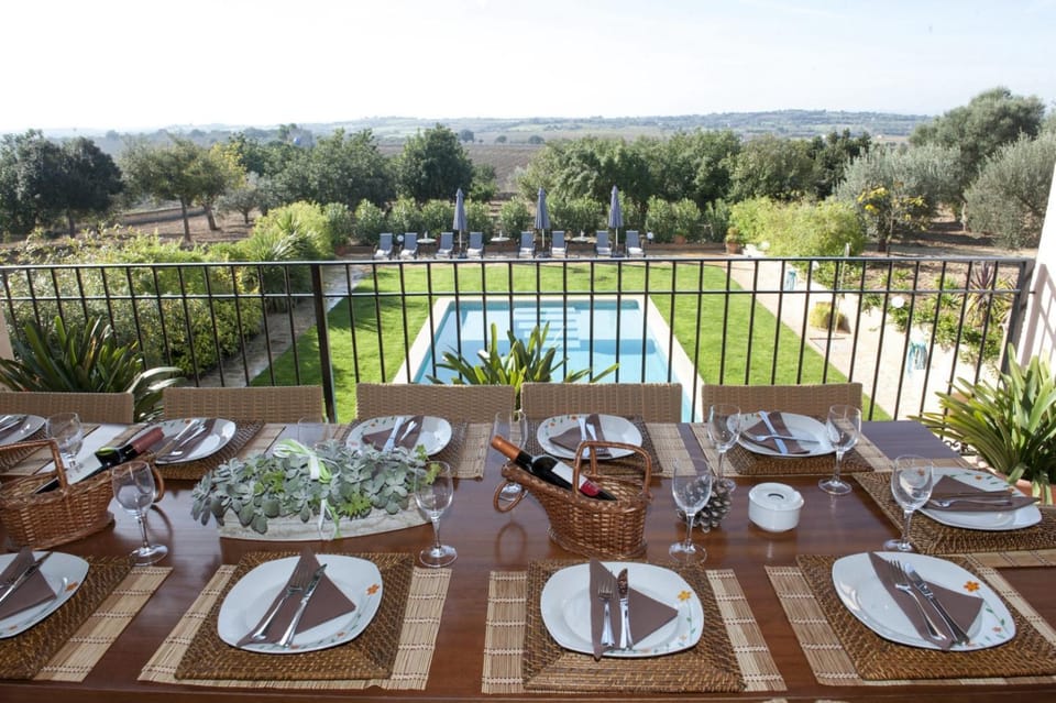 Your Dream Home in Manacor City, 1019 Villa in Llevant