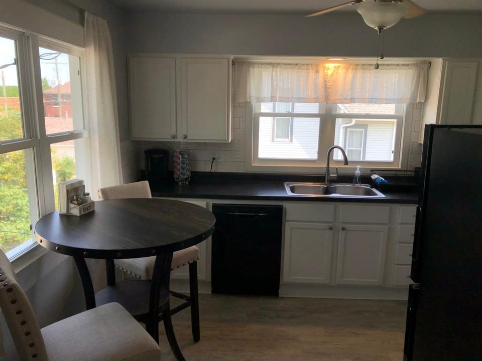 Suite 39 North Apartment in Indiana