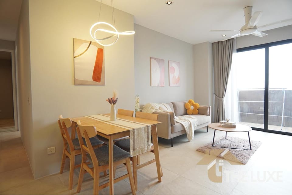 Seating area, Dining area