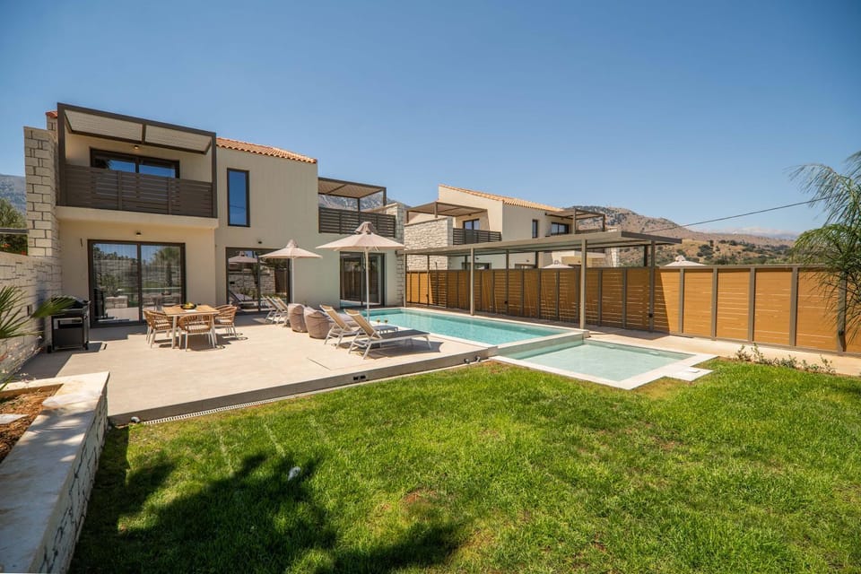 Patio, Garden, Pool view, Swimming pool, sunbed