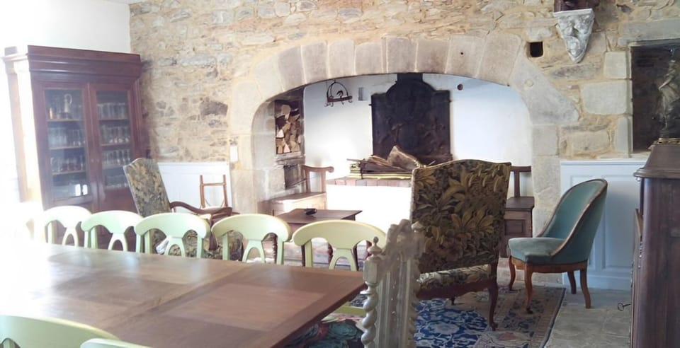 Property building, Living room