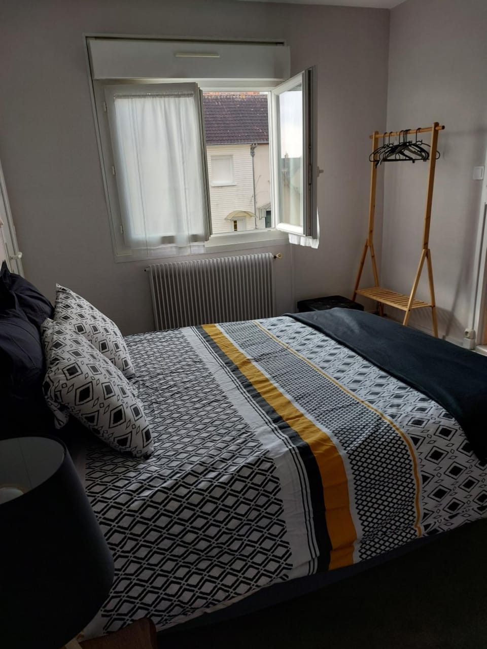Chez Marie Claude Bed and Breakfast in Le Mans