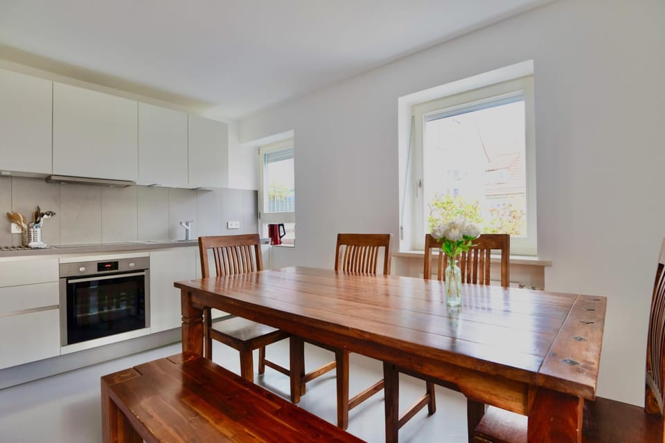 Kitchen or kitchenette, Living room, Dining area, dishwasher, oven, stove